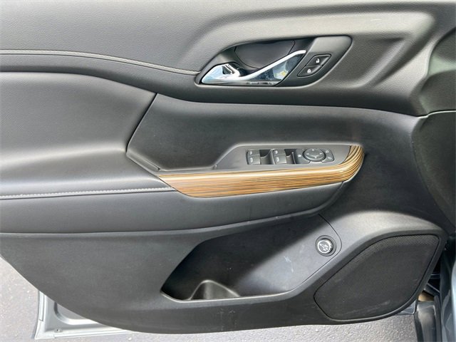 Used 2021 GMC Acadia SLE w/ Driver Convenience Package image 19