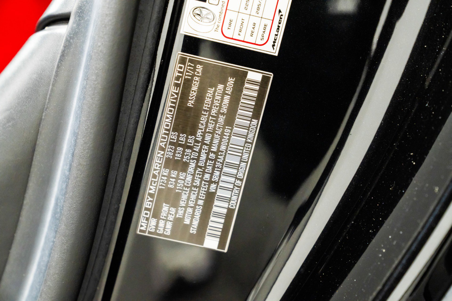 Used 2018 McLaren 570S Spider image 17