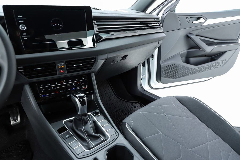 New 2025 Volkswagen Jetta Sport image 23