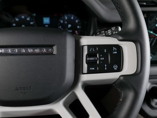 Used 2025 Land Rover Defender 90 X-Dynamic SE AWD/4WD image 20