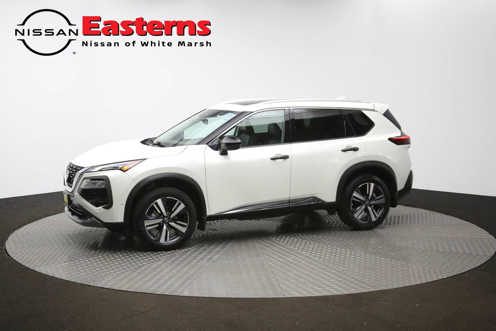 Used 2022 Nissan Rogue SL w/ SL Premium Package image 60