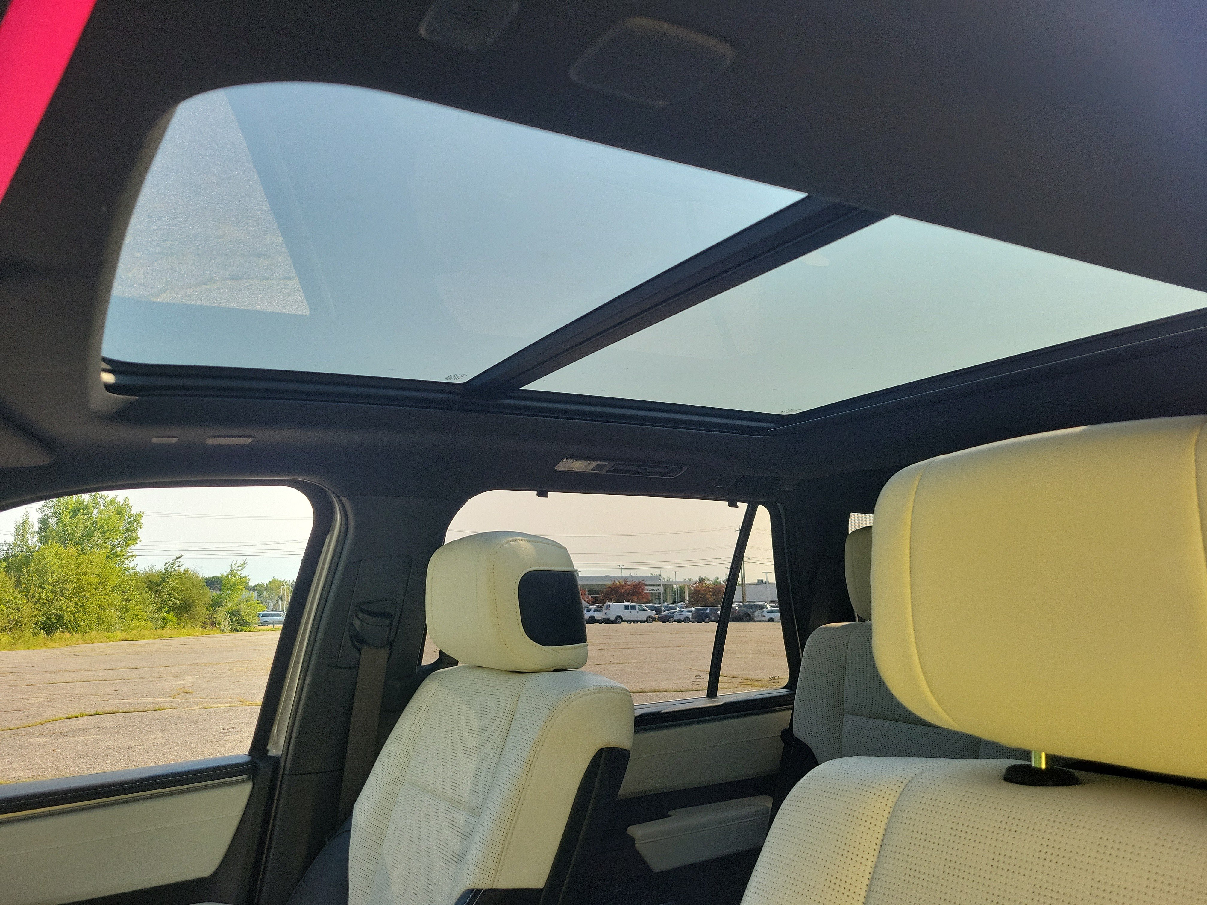 Used 2024 Toyota Sequoia Capstone AWD/4WD image 29