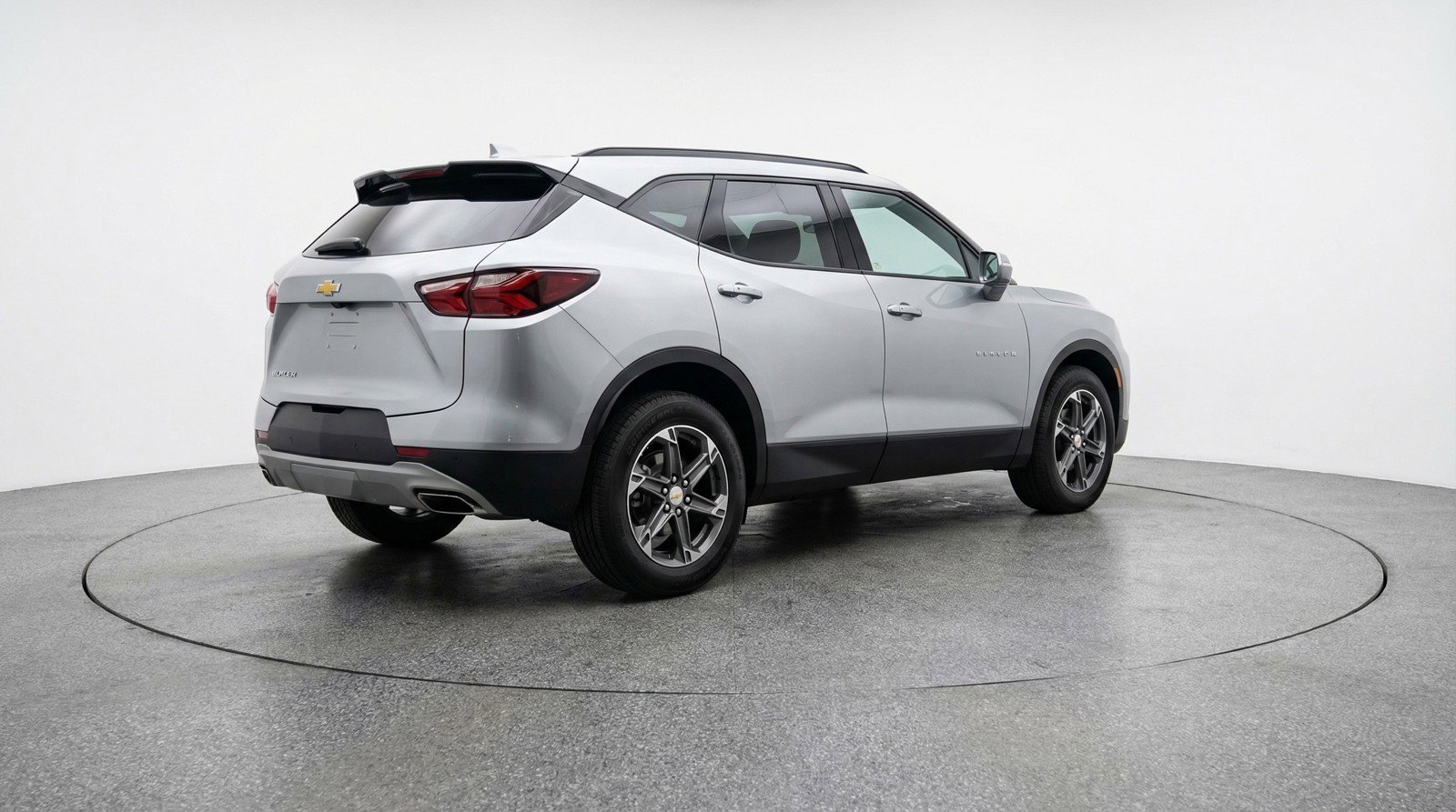 Used 2025 Chevrolet Blazer LT image 9