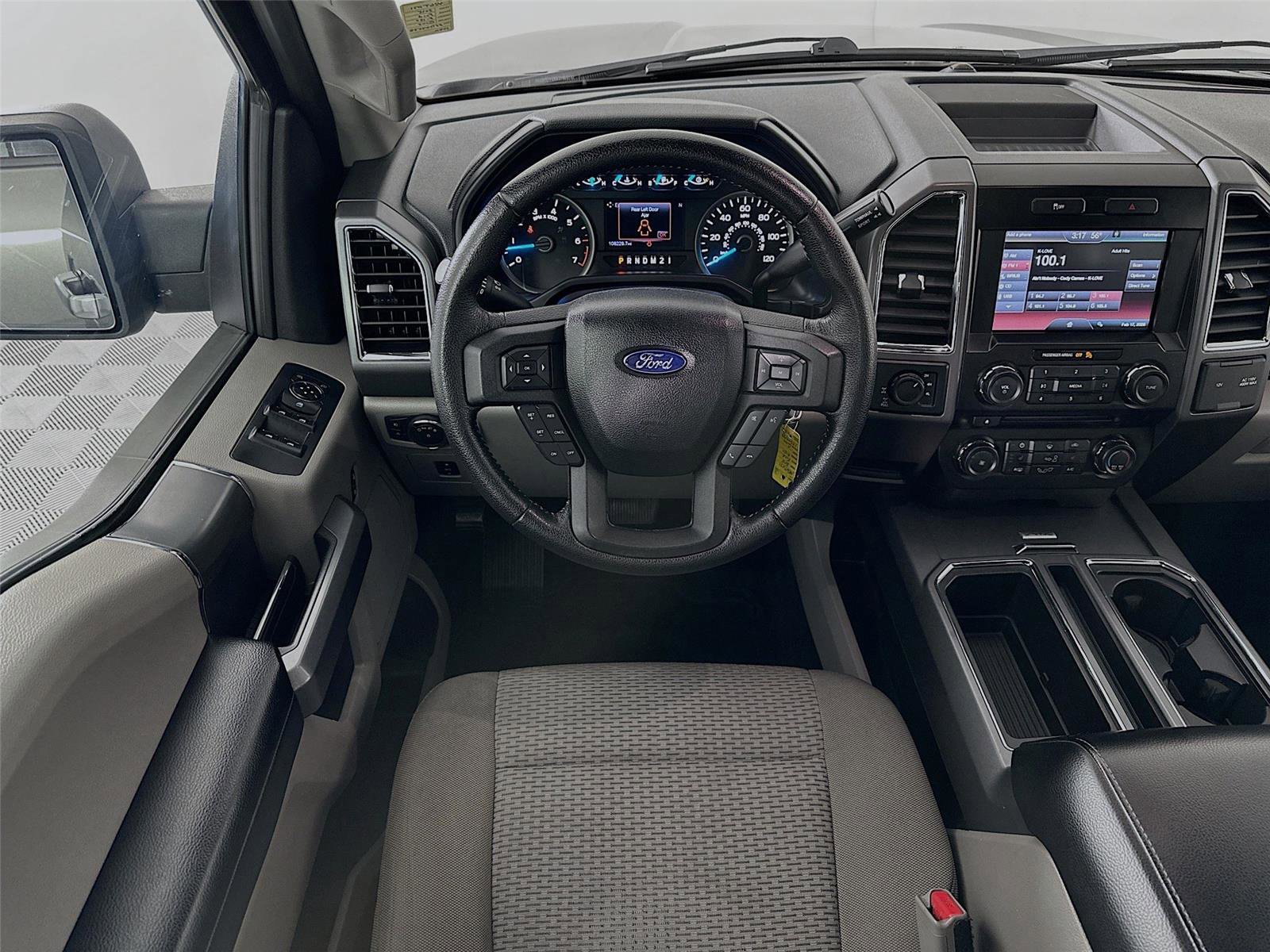 Used 2015 Ford F150 XLT w/ Equipment Group 302A Luxury image 22