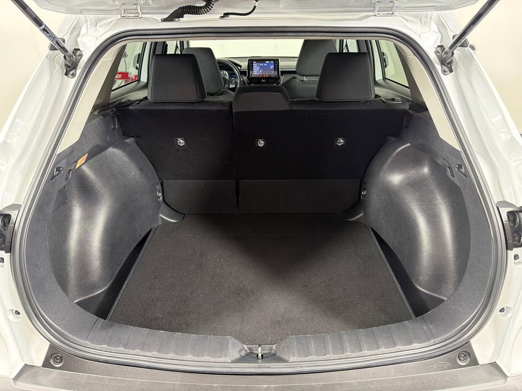Used 2022 Toyota Corolla Cross LE FWD image 18