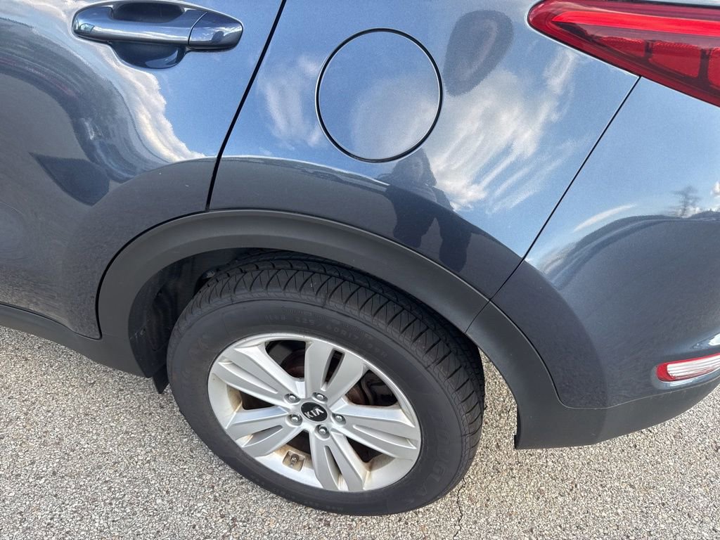 Used 2017 Kia Sportage LX w/ LX Popular Package image 18