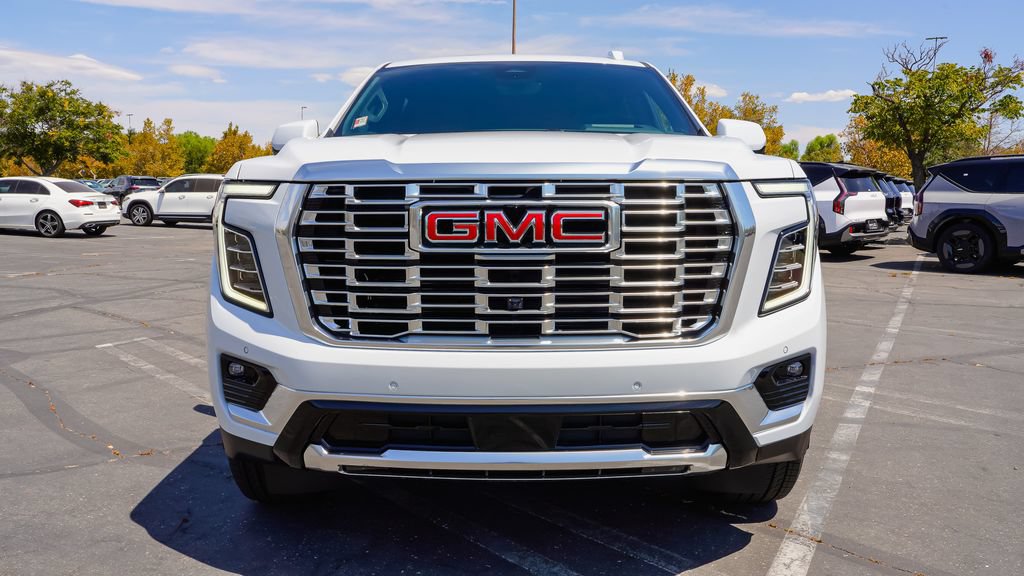 New 2026 GMC Yukon XL Denali w/ Denali Reserve Package AWD/4WD image 4