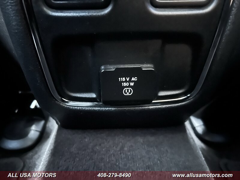 Used 2018 Jeep Grand Cherokee Altitude AWD/4WD image 30
