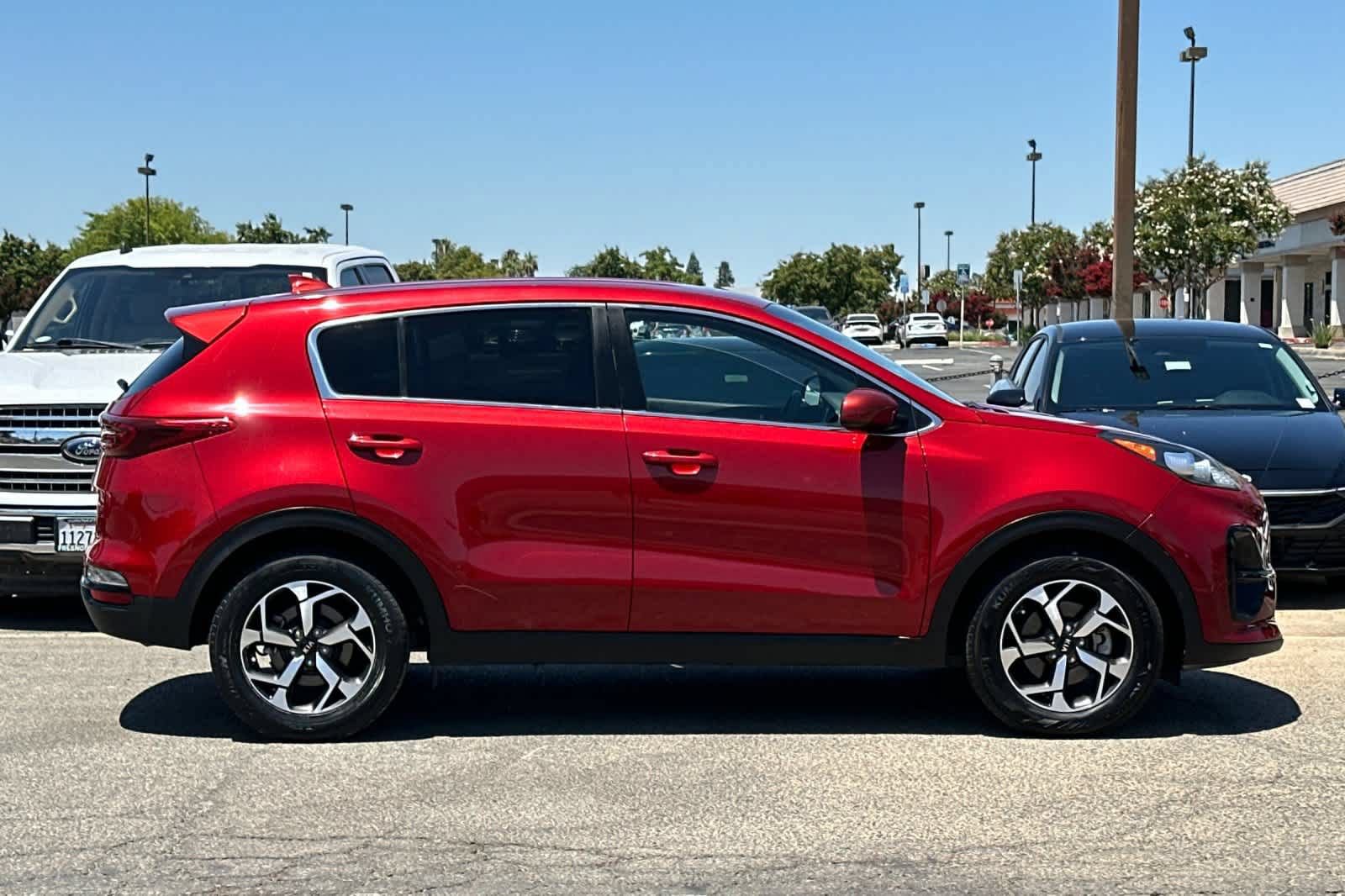 Used 2022 Kia Sportage LX FWD image 9