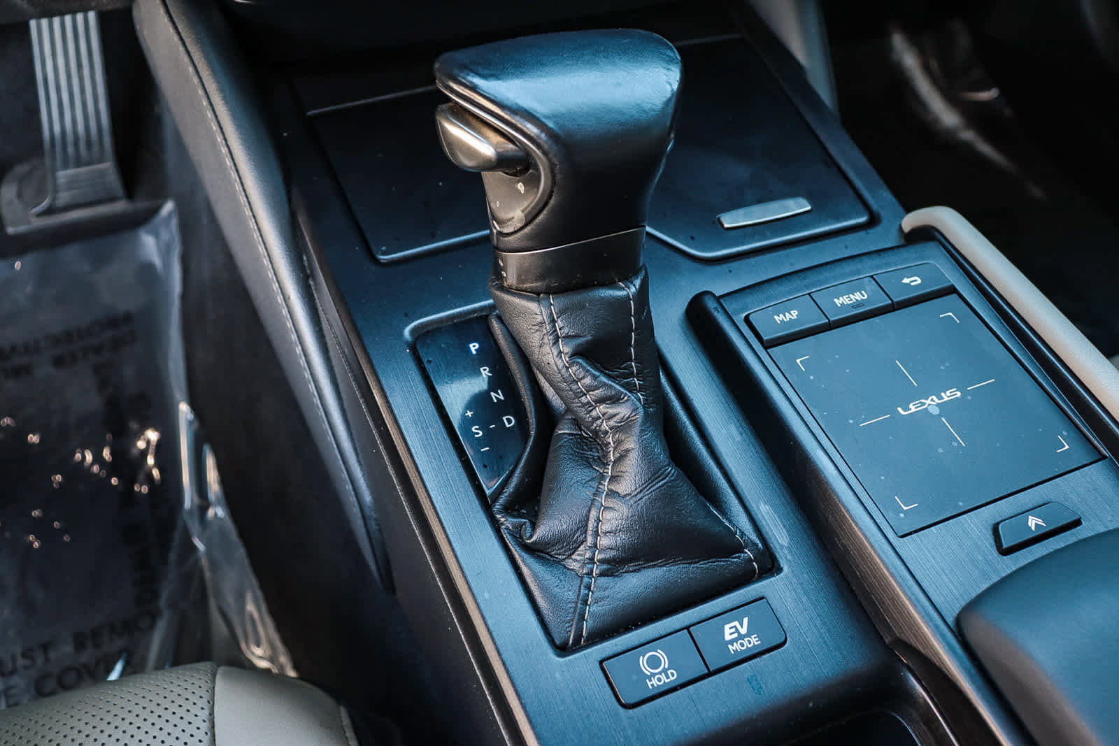 Used 2021 Lexus ES 300h w/ Premium Package image 24