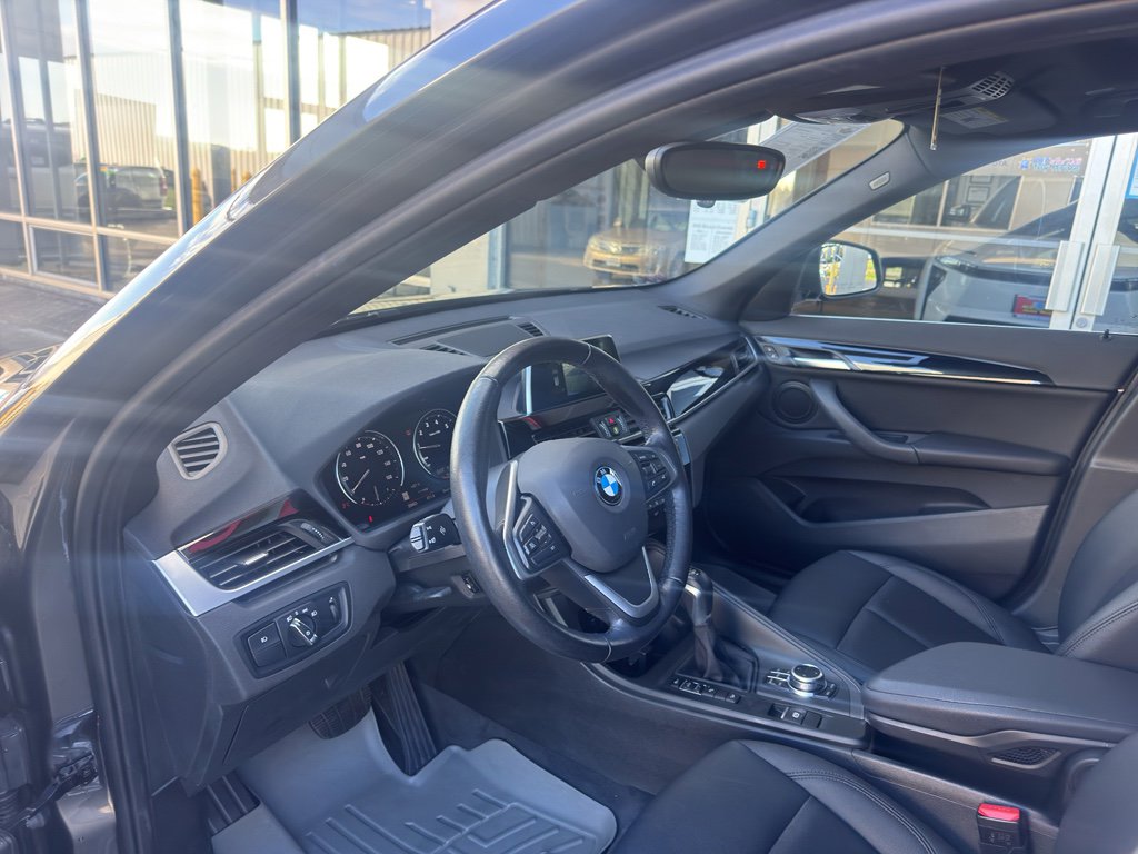 Used 2019 BMW X1 xDrive28i w/ Convenience Package image 3