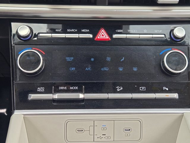 Certified 2026 Hyundai Santa Fe SE FWD image 18