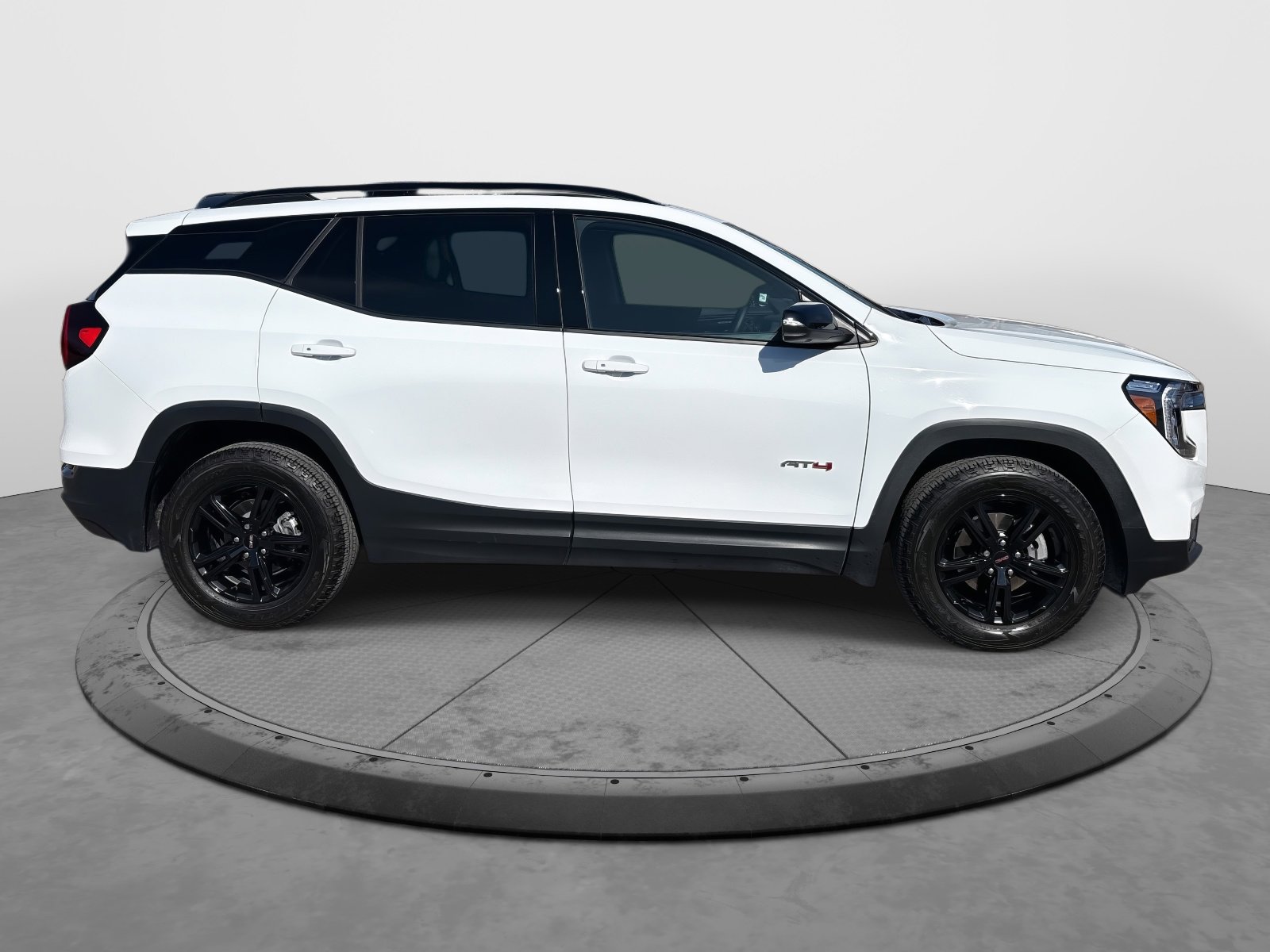 Certified 2024 GMC Terrain AT4 w/ Infotainment Package II image 9