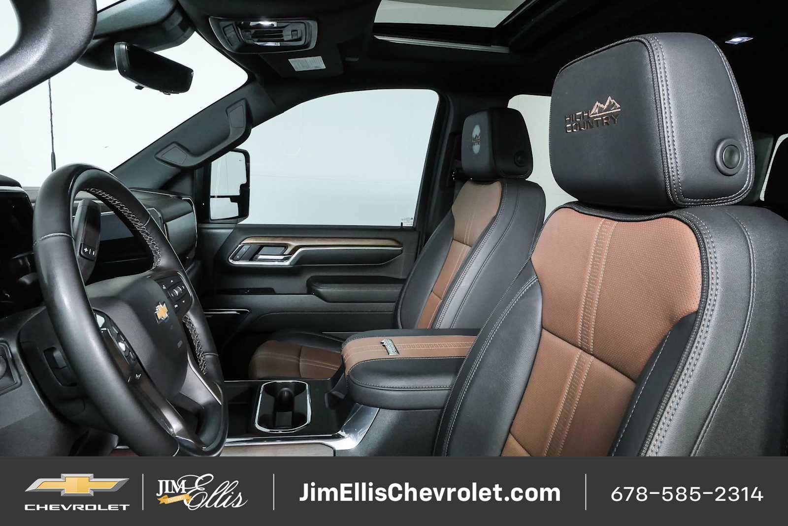 Certified 2024 Chevrolet Silverado 2500 High Country w/ Technology Package AWD/4WD image 5