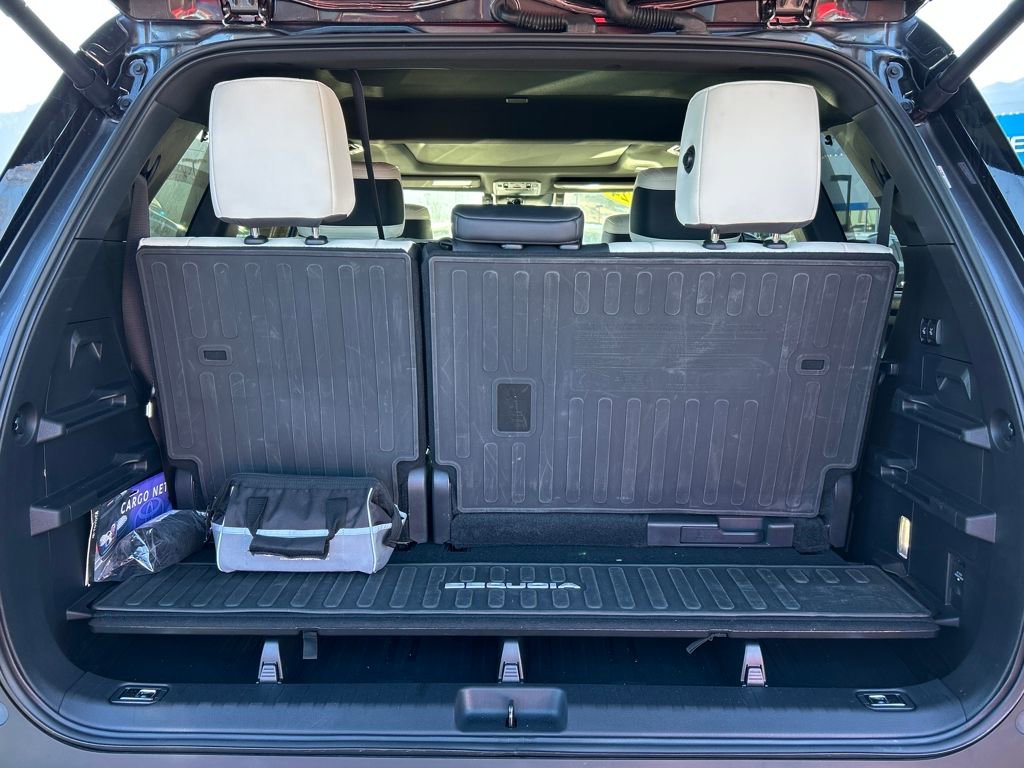 Used 2024 Toyota Sequoia Capstone image 5
