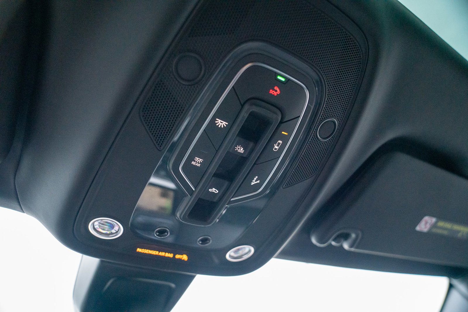 Used 2022 Bentley Bentayga image 23