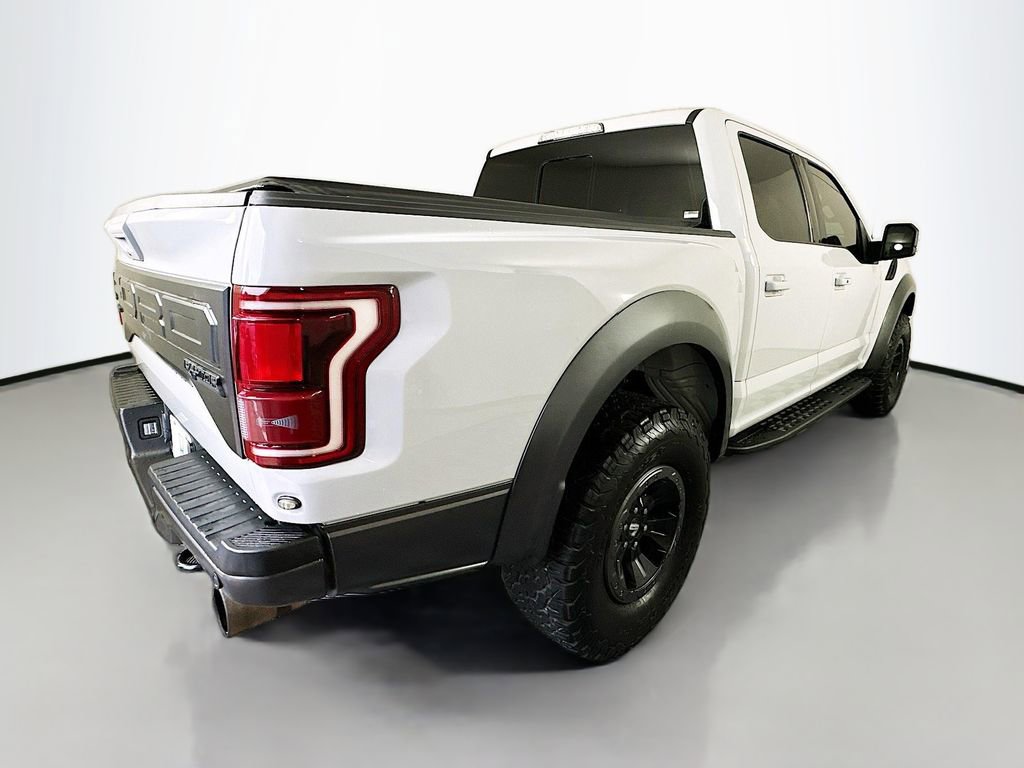 Used 2017 Ford F150 Raptor w/ Equipment Group 802A Luxury AWD/4WD image 5
