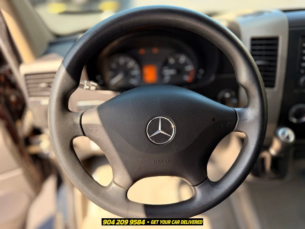 Used 2015 Mercedes-Benz Sprinter 3500 image 15
