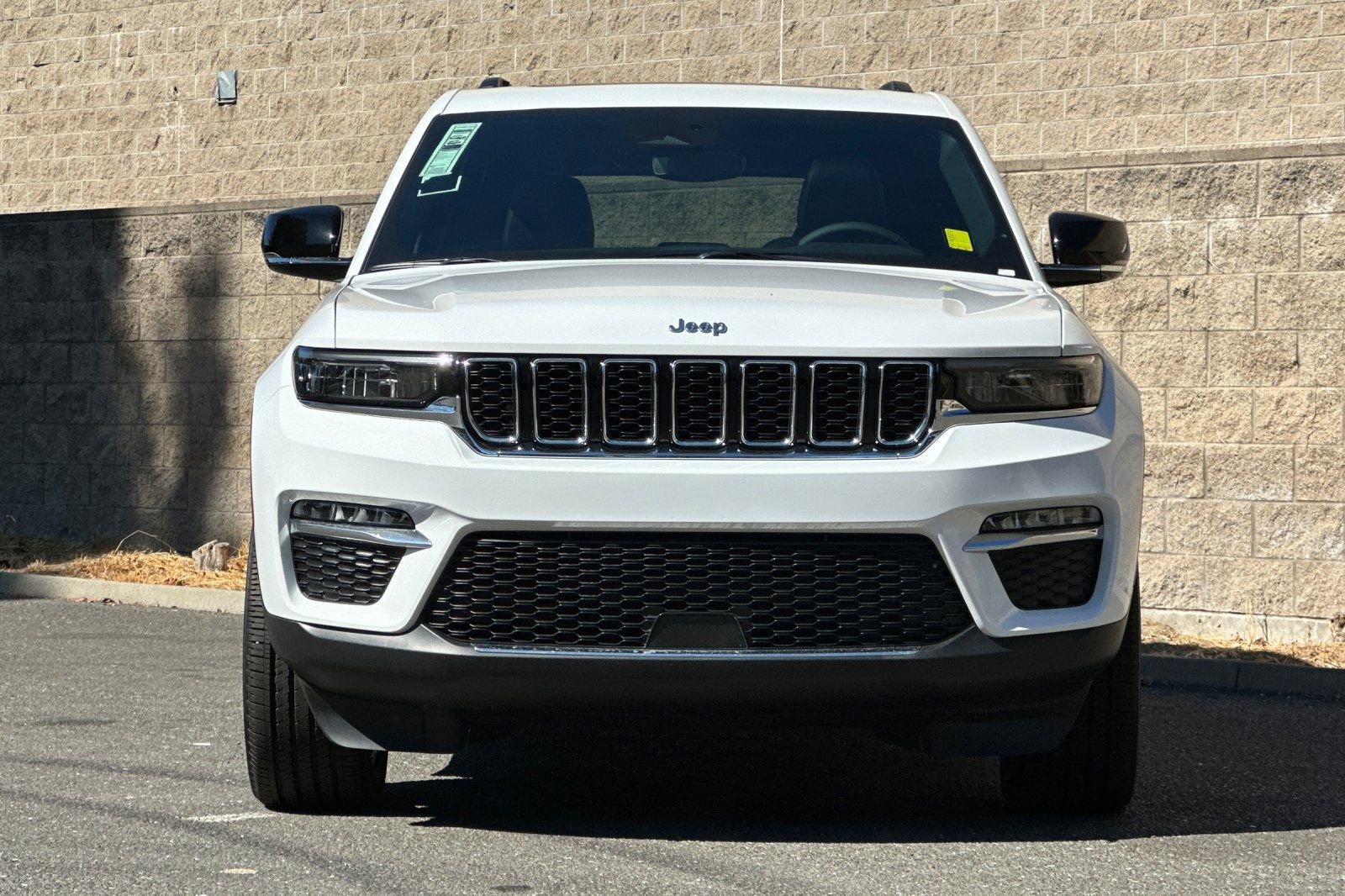 New 2024 Jeep Grand Cherokee Limited 4xe image 8