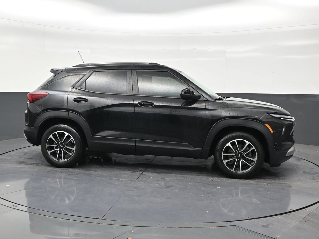 Used 2024 Chevrolet TrailBlazer LT FWD image 6