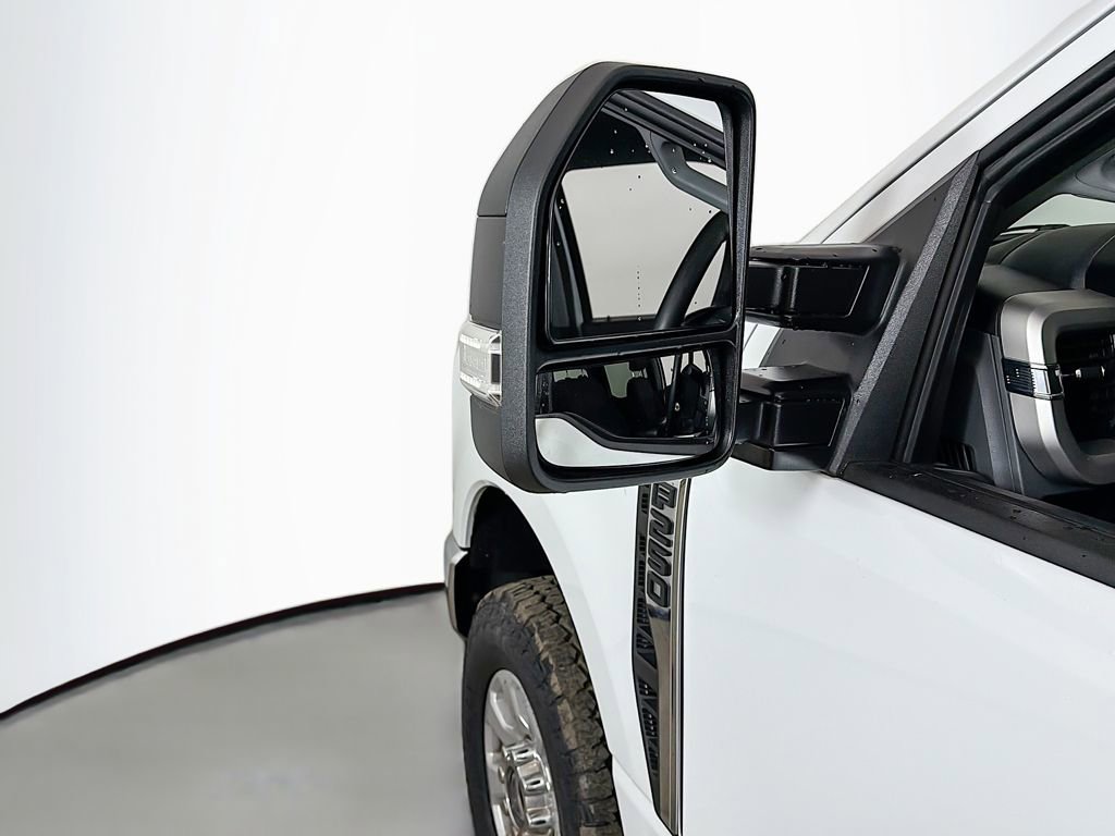 Used 2024 Ford F250 XLT w/ FX4 Off-Road Package AWD/4WD image 21