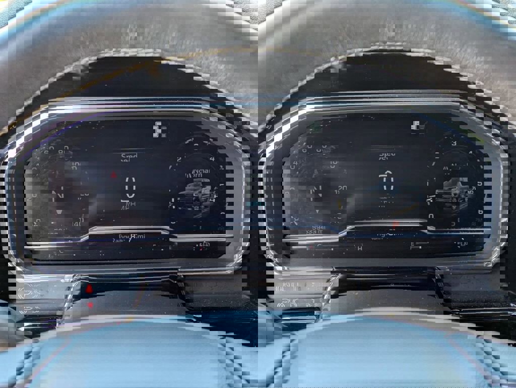 Used 2022 Chevrolet Silverado 1500 High Country w/ High Country Premium Package image 11