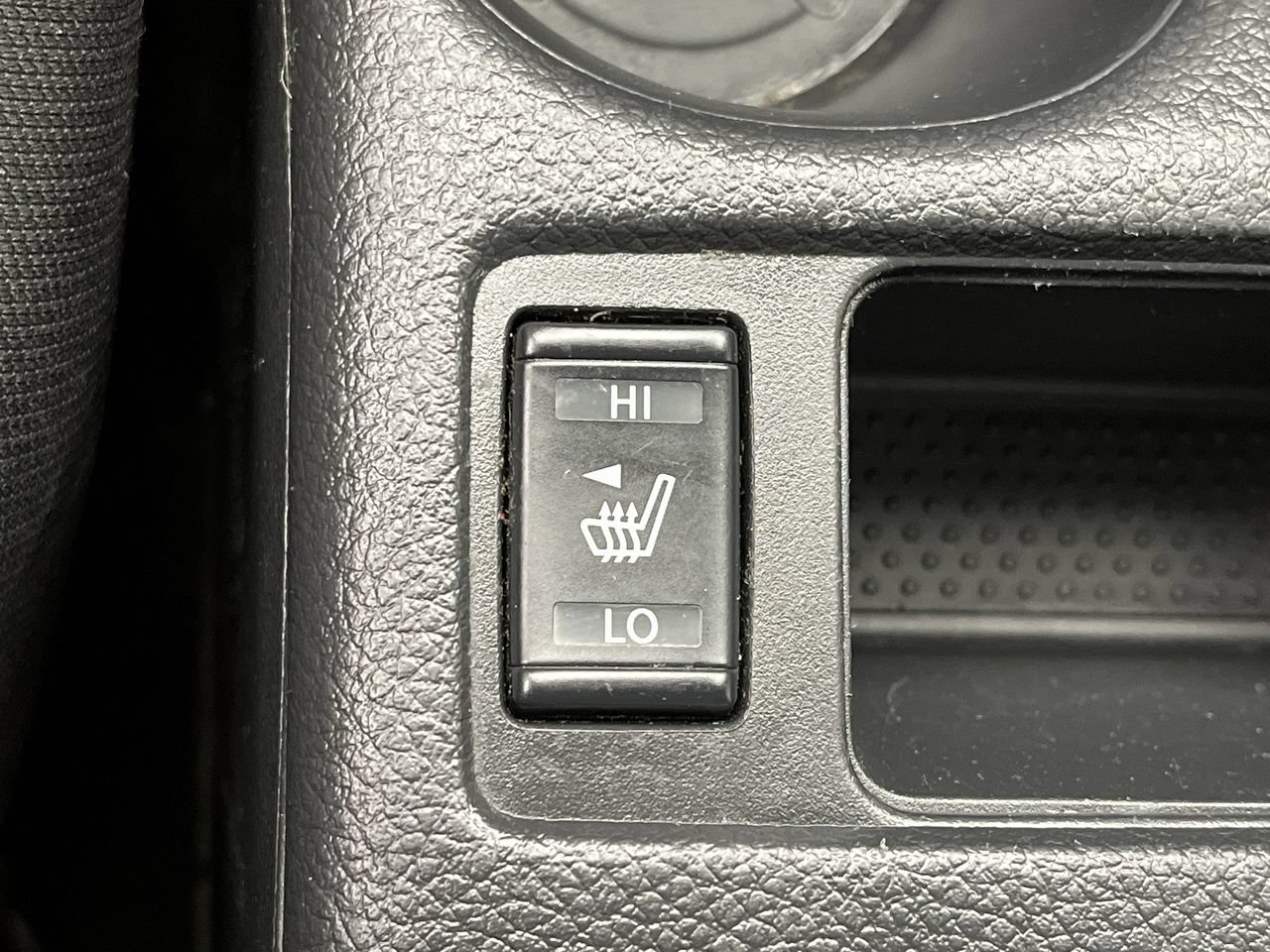 Used 2019 Nissan Rogue SV AWD/4WD image 20
