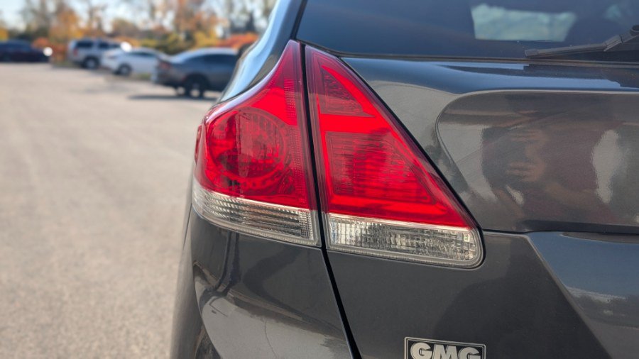 Used 2011 Toyota Venza w/ Convenience Pkg FWD image 13