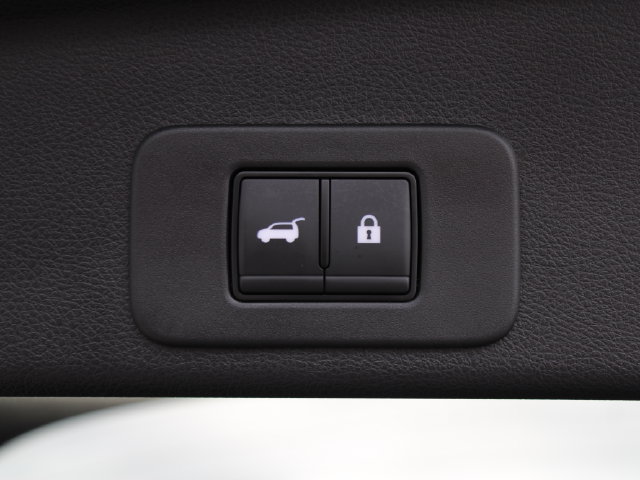 Certified 2025 Nissan Murano SL w/ Cargo Package AWD/4WD image 12