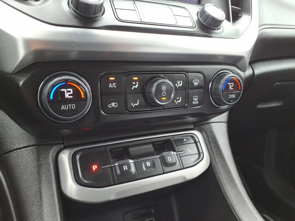 Used 2023 GMC Acadia SLT w/ Technology Package FWD image 21