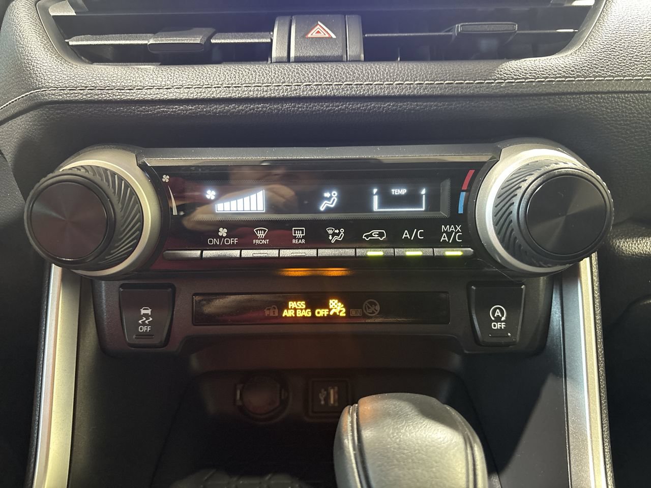 Certified 2025 Toyota RAV4 LE FWD image 20