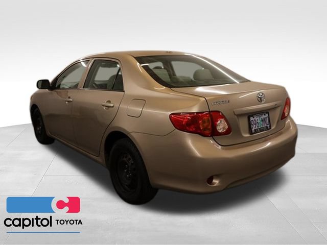 Used 2010 Toyota Corolla LE FWD image 2