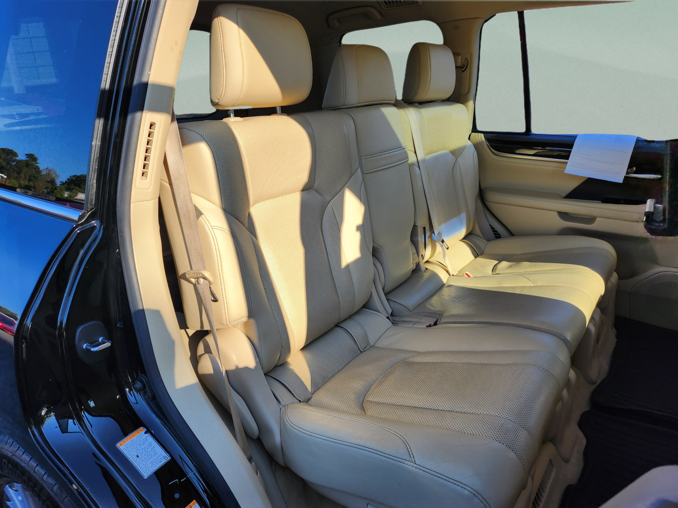 Used 2018 Lexus LX 570 4WD image 27