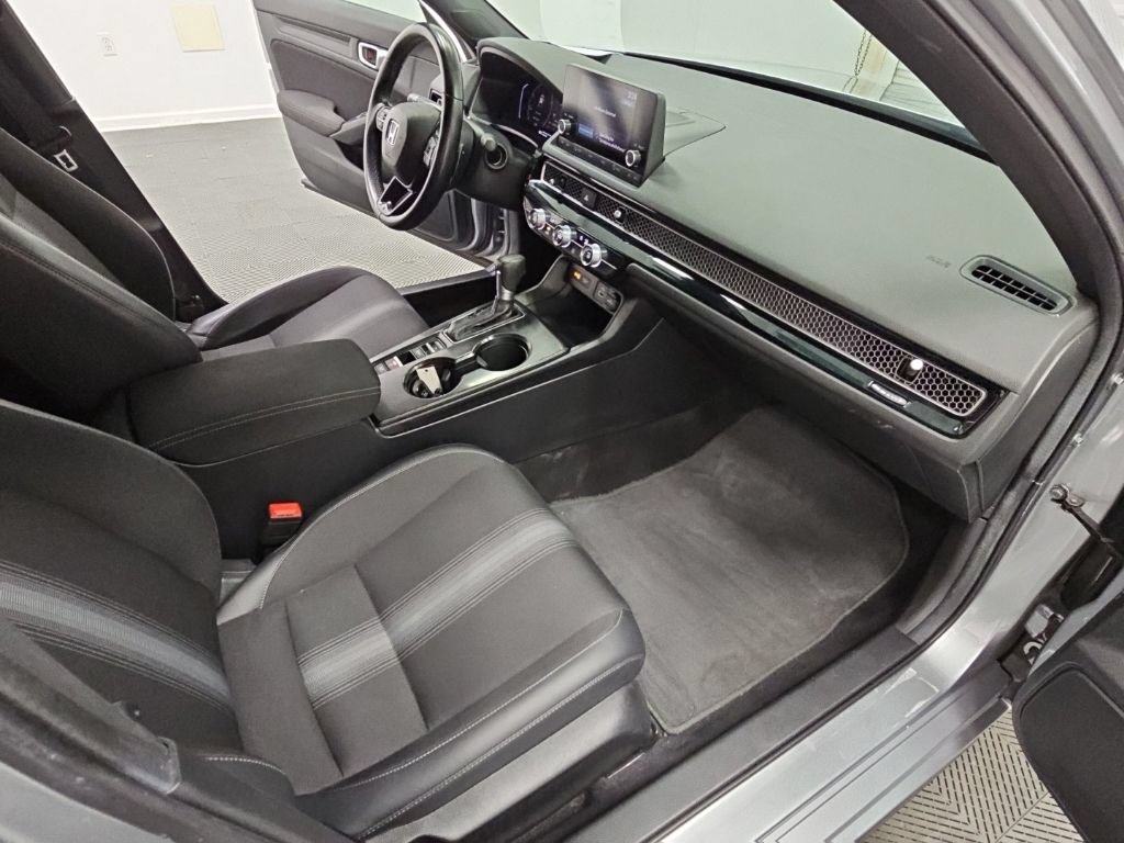 Certified 2024 Honda Civic Sport image 32