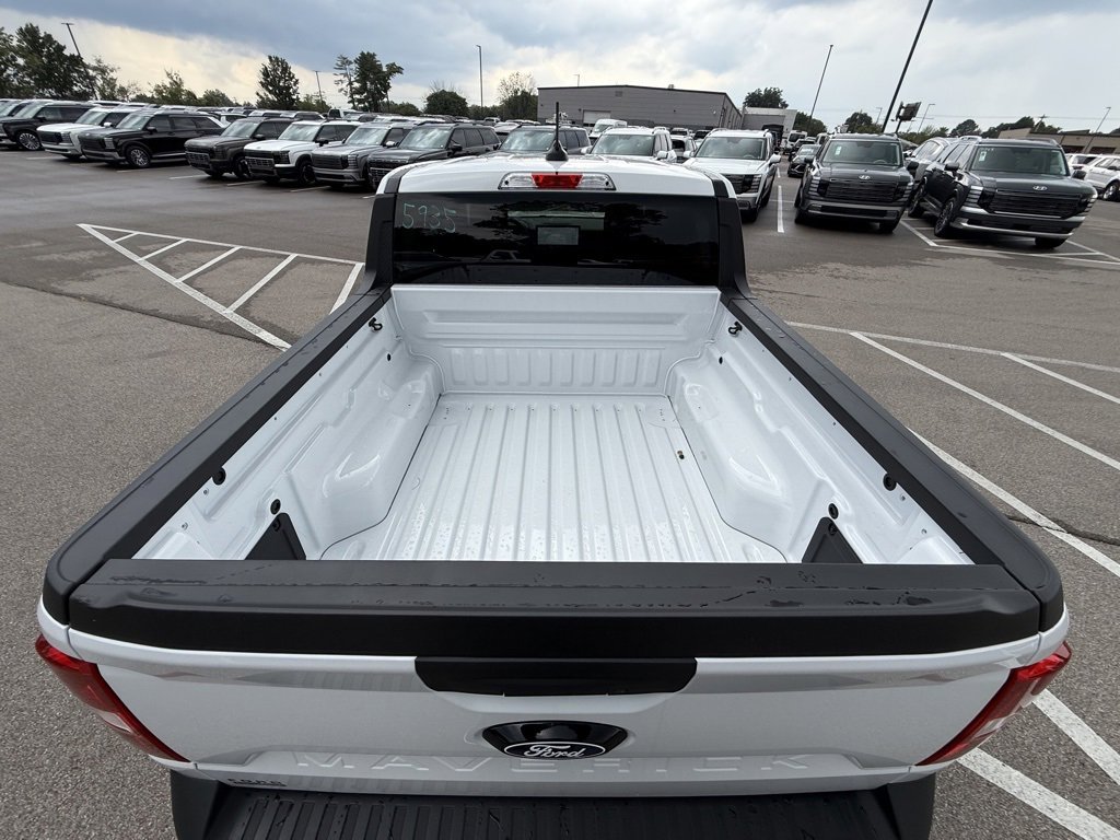 New 2025 Ford Maverick XL image 14