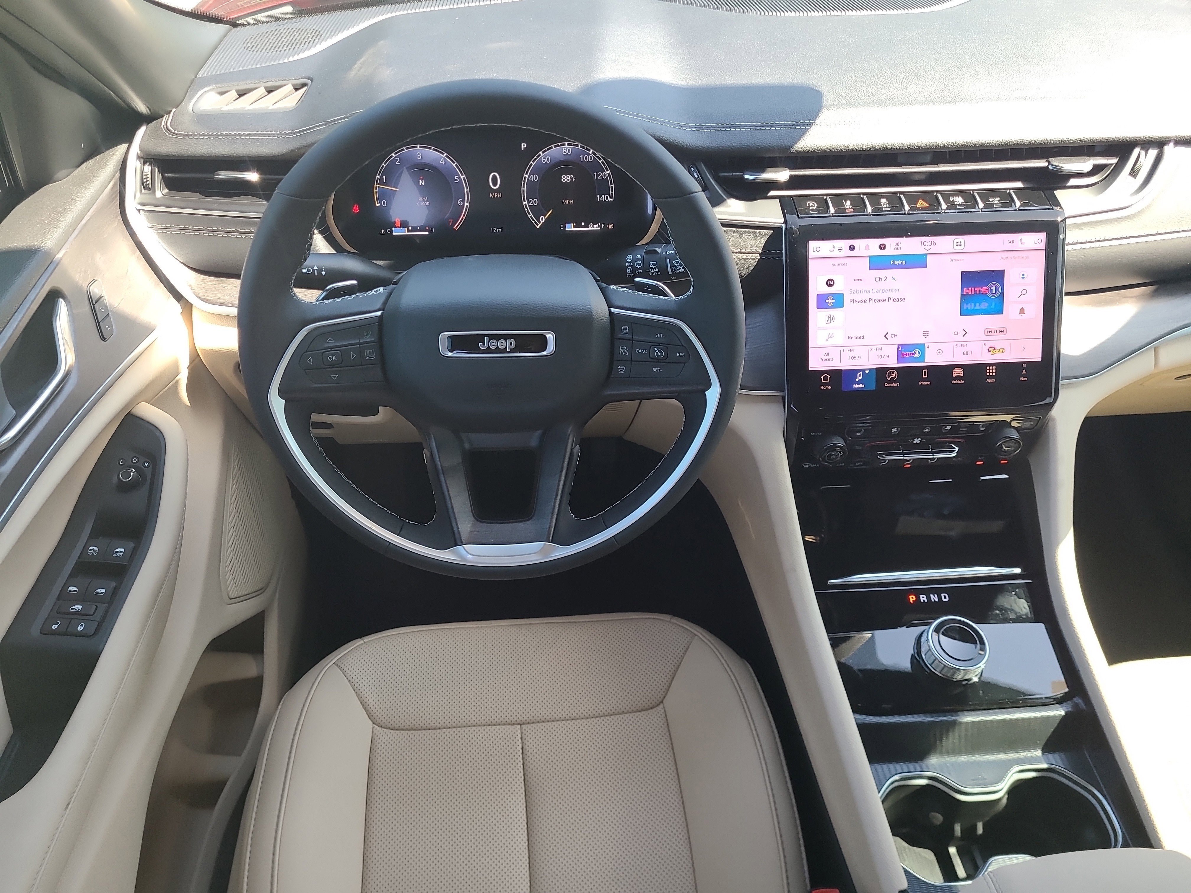 New 2025 Jeep Grand Cherokee L Limited w/ Luxury Tech Group II RWD image 8