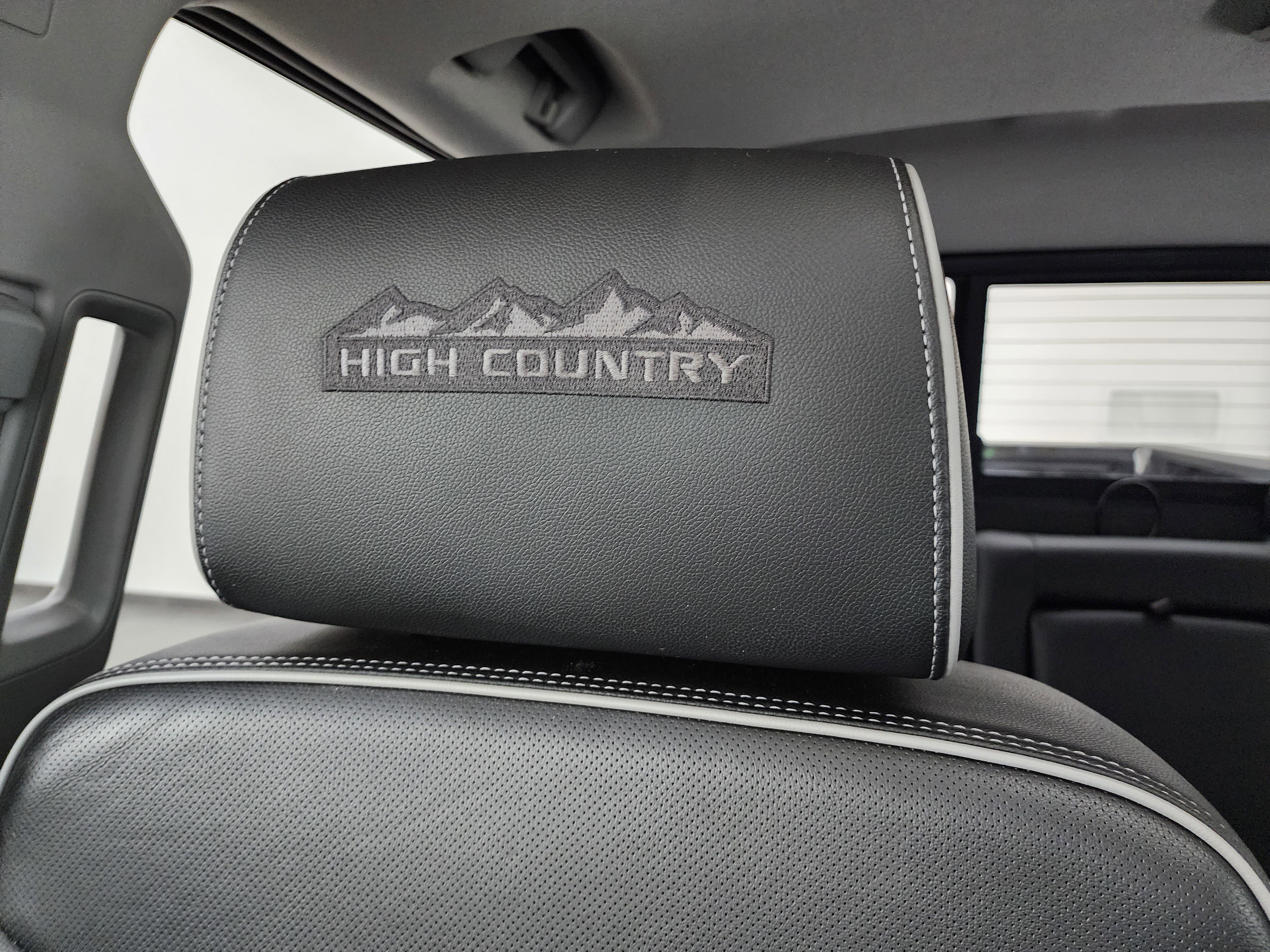 Used 2018 Chevrolet Silverado 3500 High Country w/ Duramax Plus Package image 50