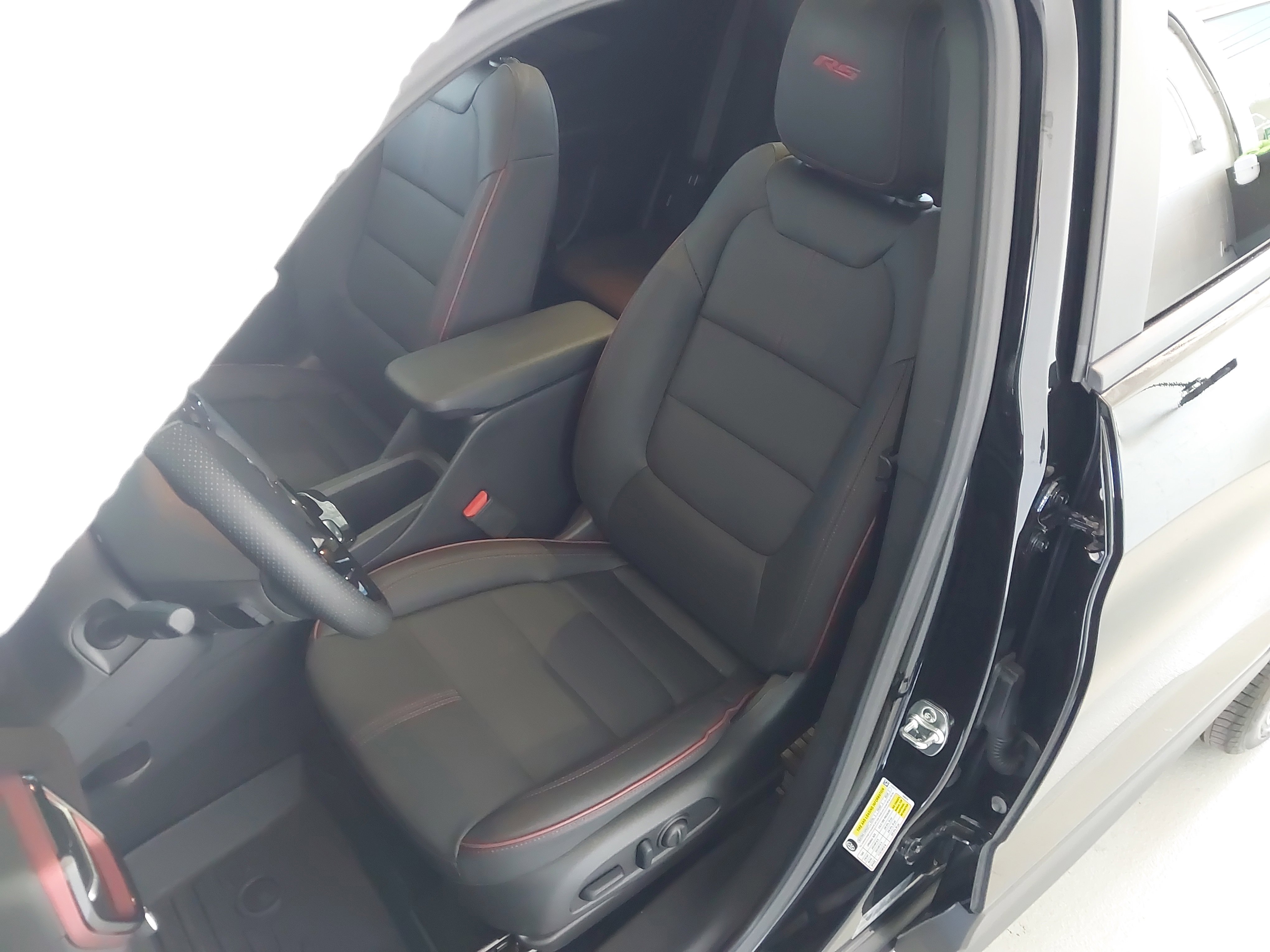 Used 2025 Chevrolet TrailBlazer RS w/ Convenience Package AWD/4WD image 23