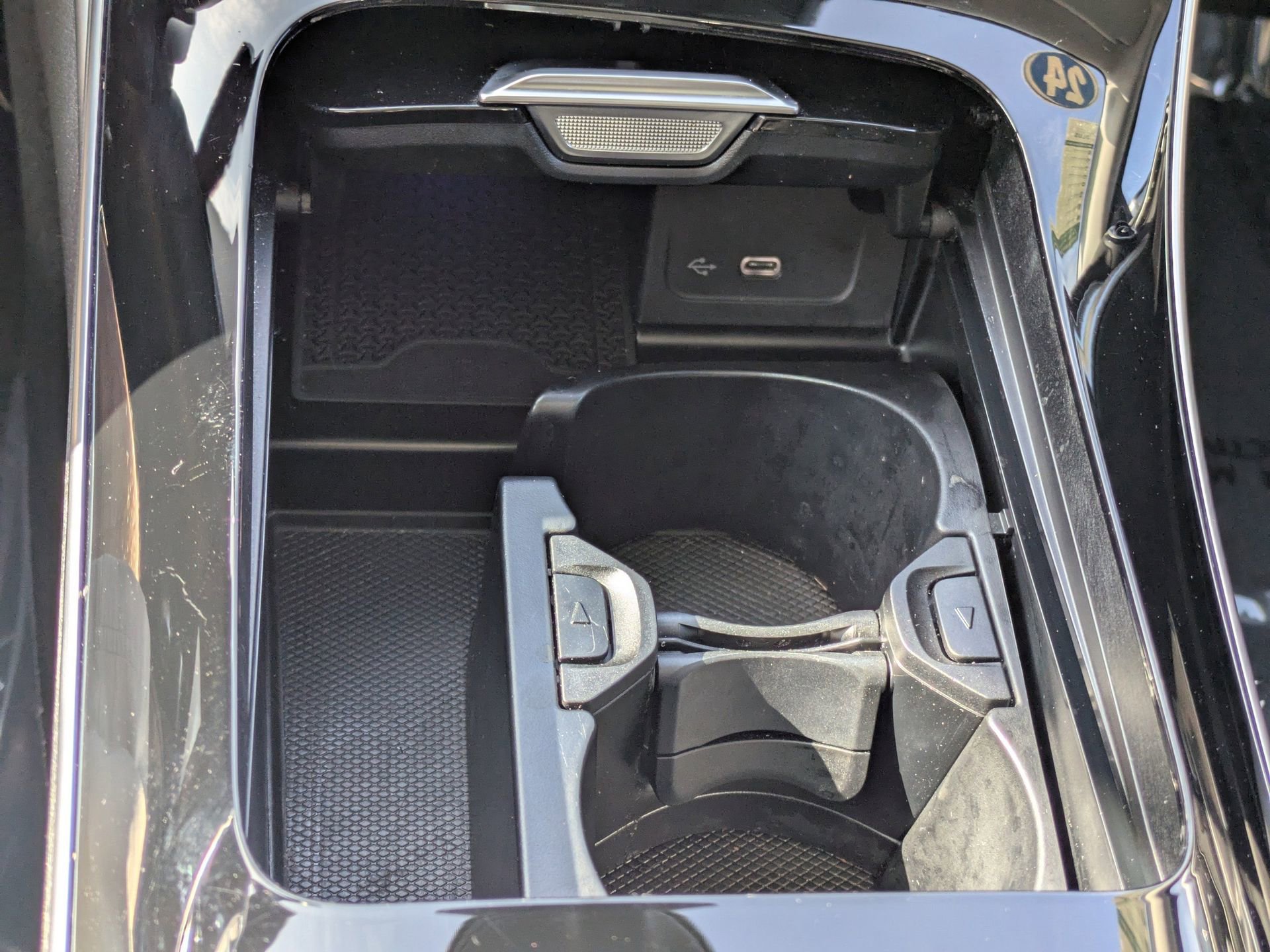 Used 2024 Mercedes-Benz C 300 Sedan image 20