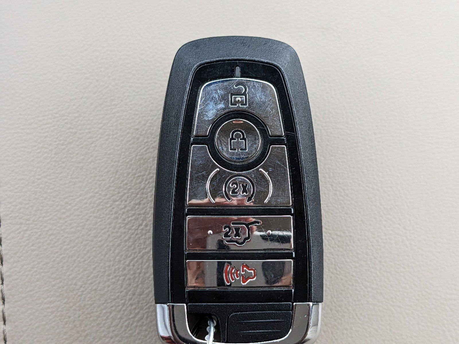 Certified 2023 Lincoln Nautilus AWD w/ Premium Package image 30