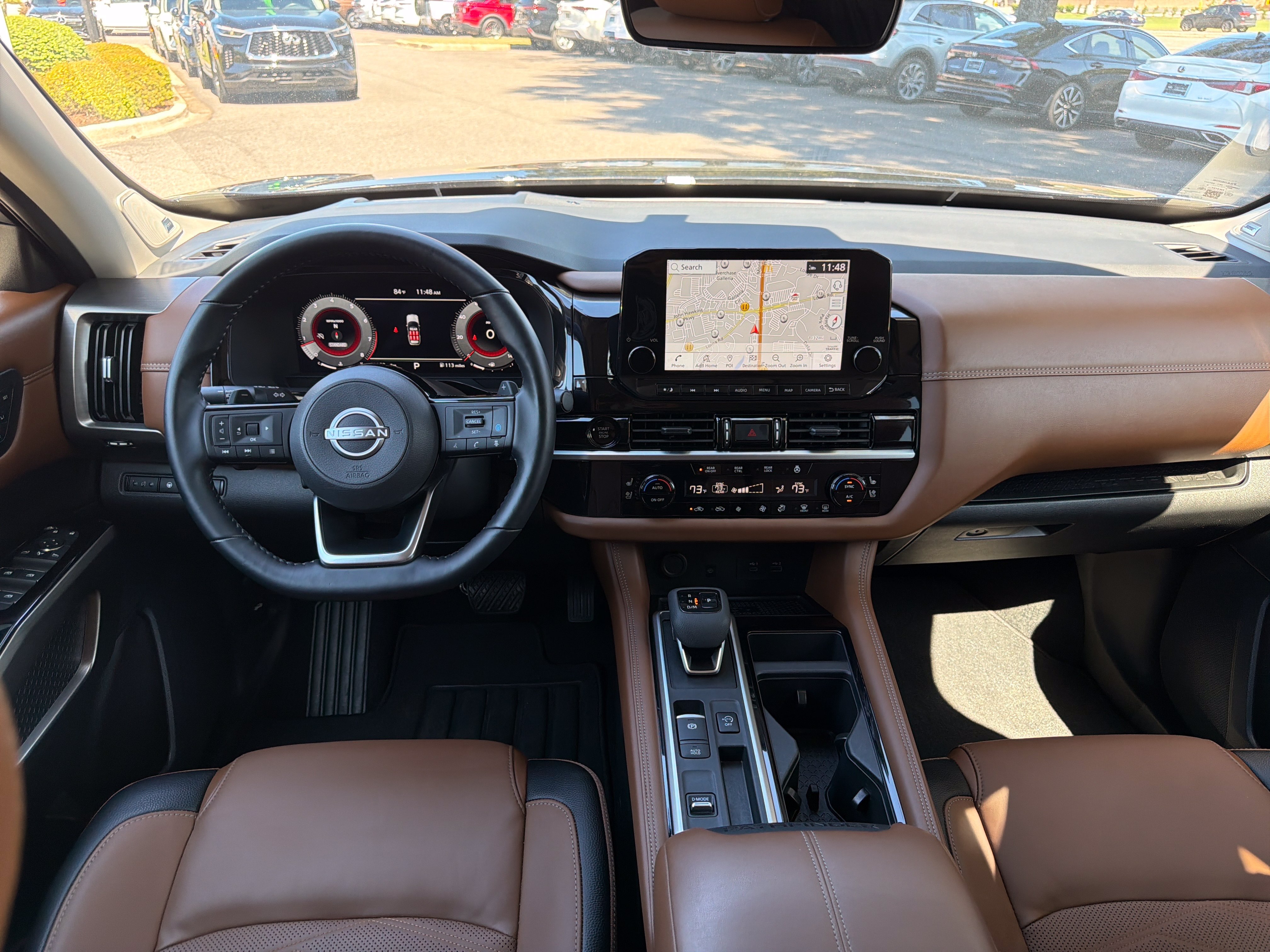 Used 2025 Nissan Pathfinder Platinum w/ Cargo Package FWD image 2