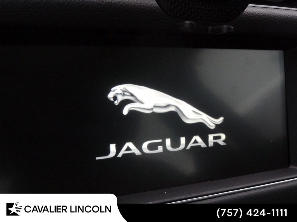 Used 2019 Jaguar XF Prestige AWD/4WD image 11