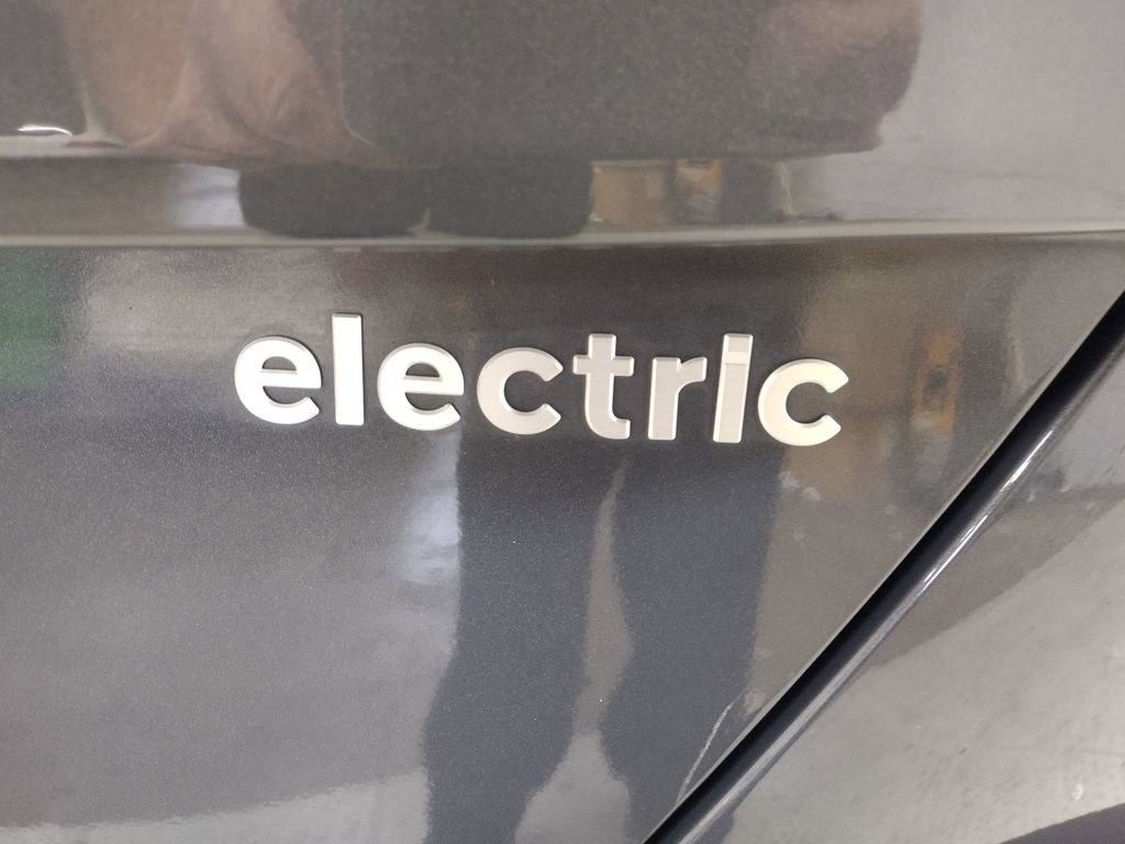 Certified 2024 Hyundai Kona SEL FWD image 15