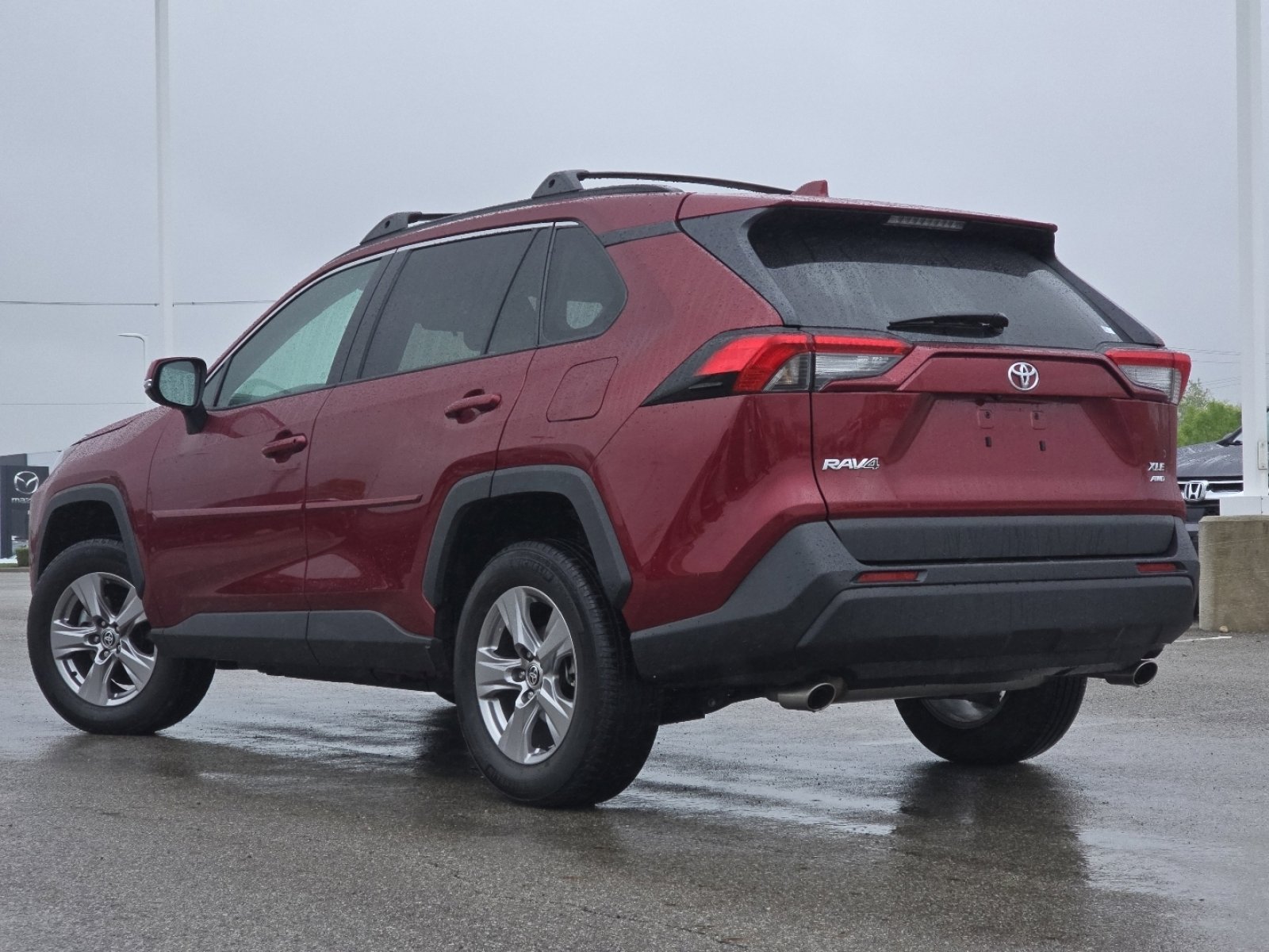 Used 2023 Toyota RAV4 XLE AWD/4WD image 15