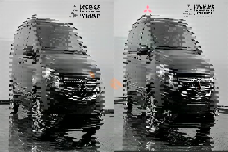 Used 2016 Mercedes-Benz Metris Passenger w/ Active Safety Plus Package image 1