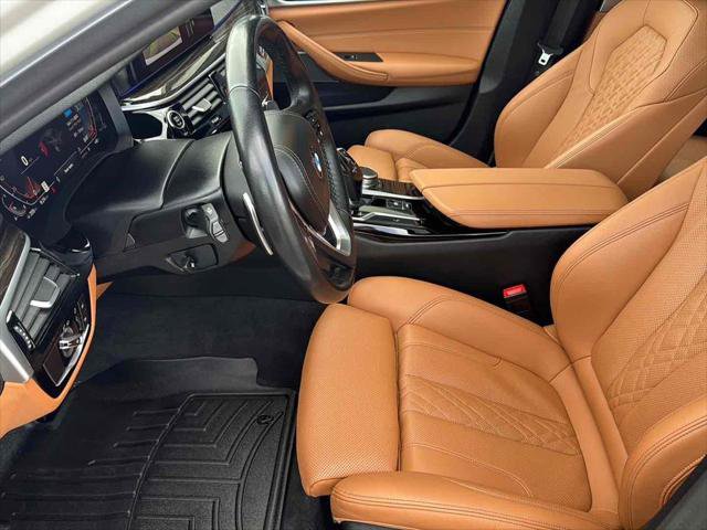Used 2023 BMW 530i xDrive i xDrive w/ Premium Package image 14
