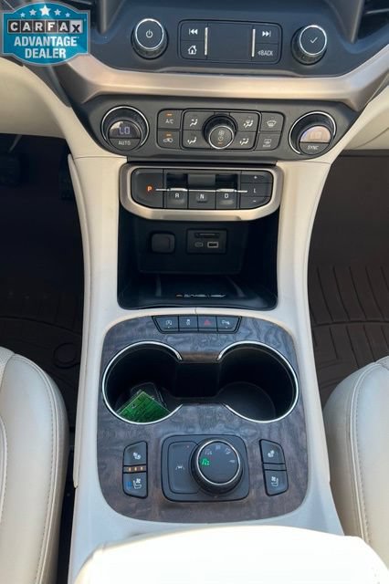 Used 2021 GMC Acadia Denali w/ Denali Ultimate Package AWD/4WD image 14