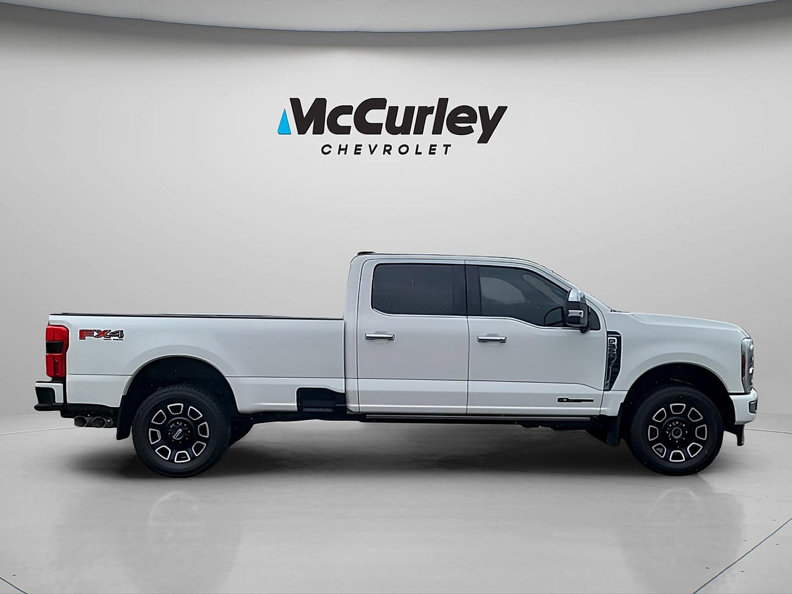 Used 2024 Ford F350 Platinum AWD/4WD image 15