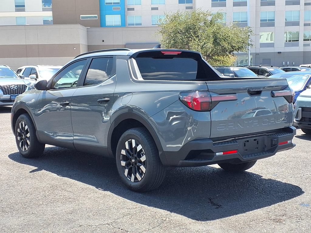 Used 2026 Hyundai Santa Cruz SEL FWD image 3