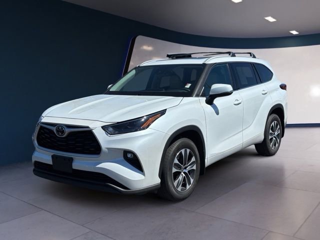 Used 2022 Toyota Highlander XLE